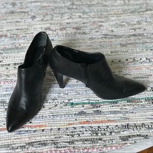 Vintage Black Leather Boots - Nine West